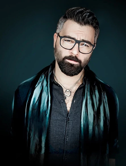 Алексей Чумаков