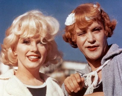 к/ф "В джазе только девушки"